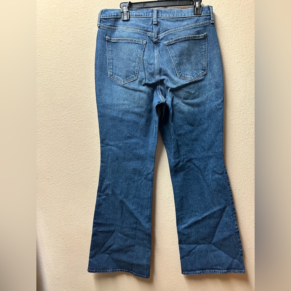 Universal thread jeans